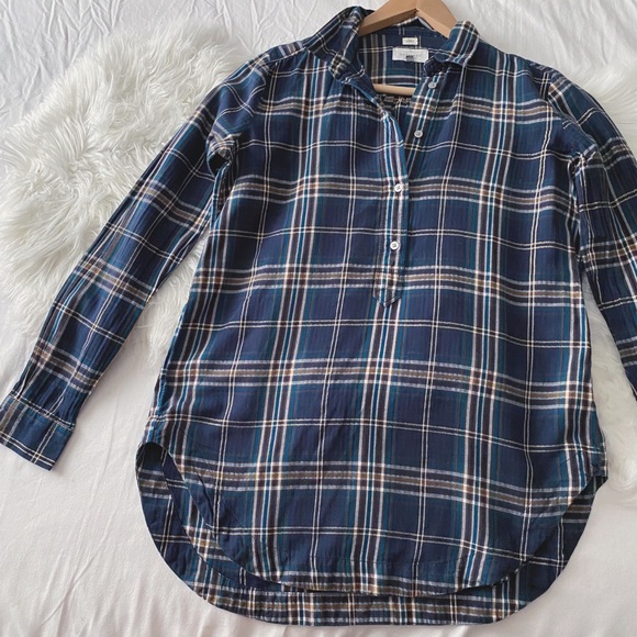 LOFT Softened • Shimmery Gold Thread Plaid Top - Picture 6 of 13